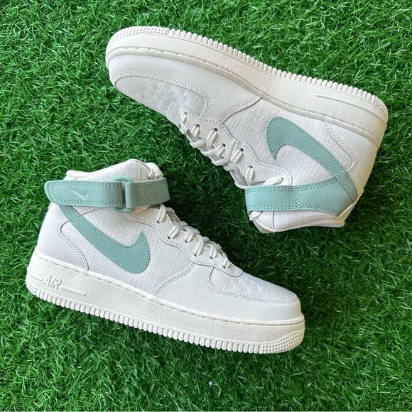 Nike Air Force 1 ‘07 Mid - Picture 6 of 10